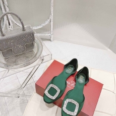 Roger Vivier flat shoes